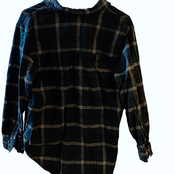 Universal Thread Size Large Woman’s Button Down Long Sleeve Shirt - Picture 9 of 17